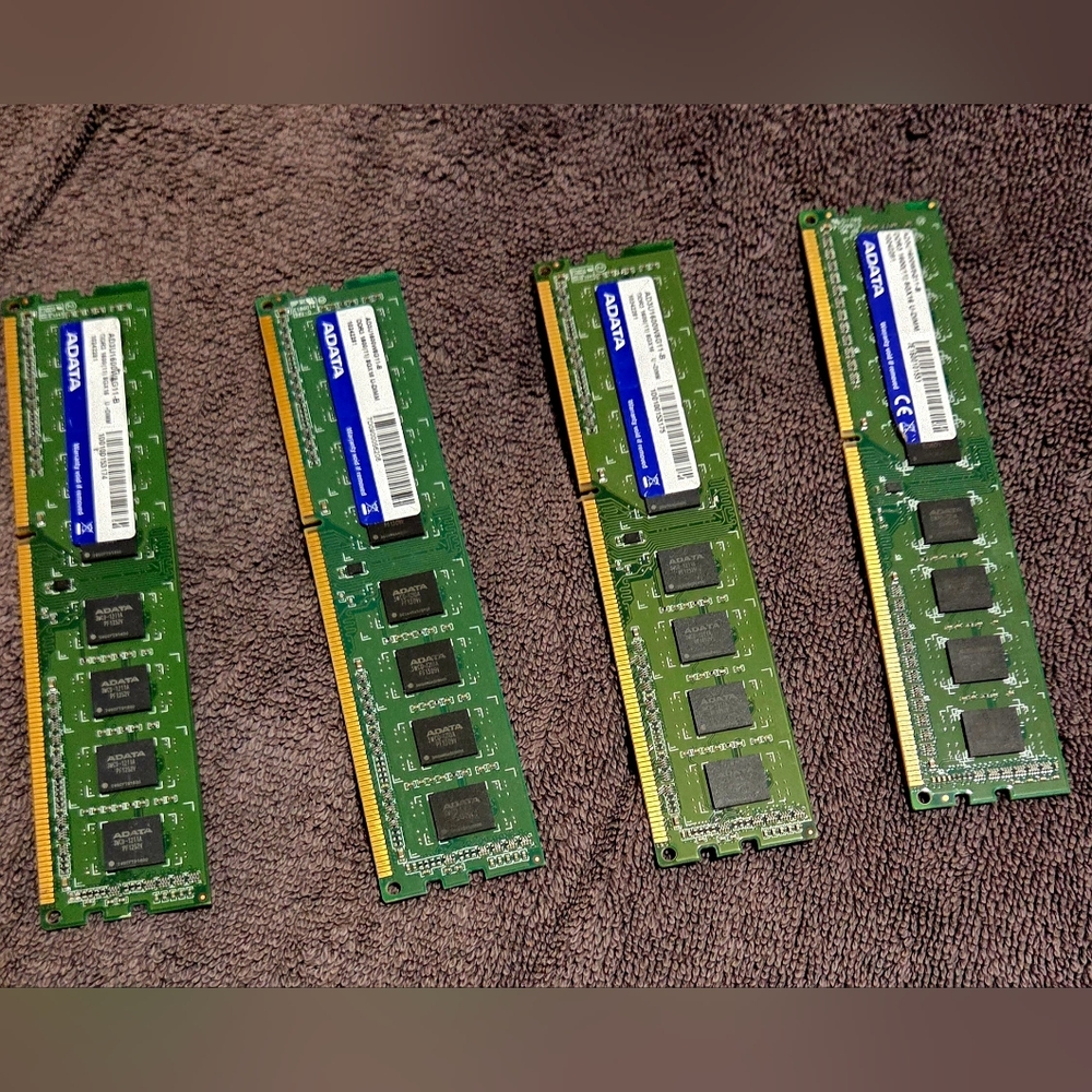 4 Adata Green RAM Modules for Enhanced Performance. - Picture 3 of 3